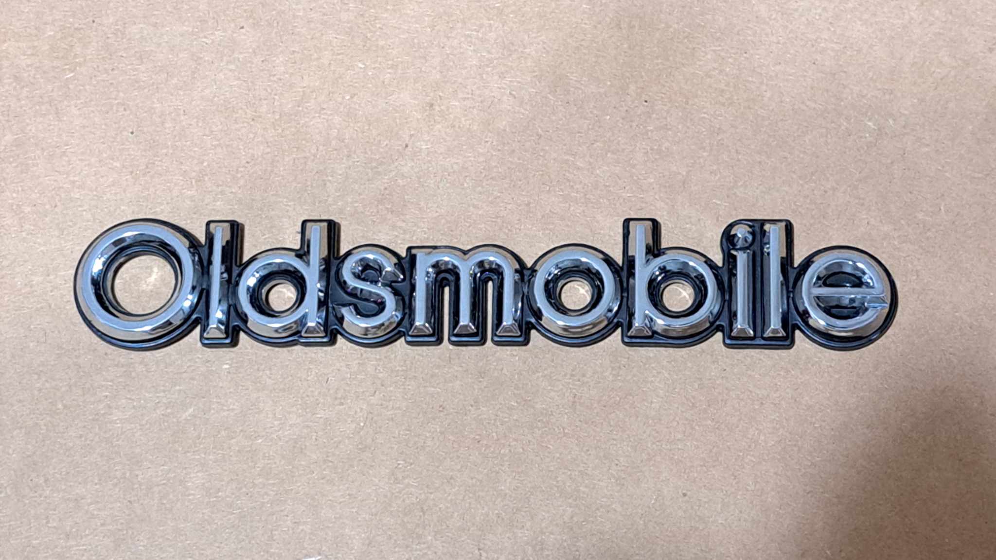 1981-1988 Cutlass Trunk Lid "Oldsmobile" Emblem