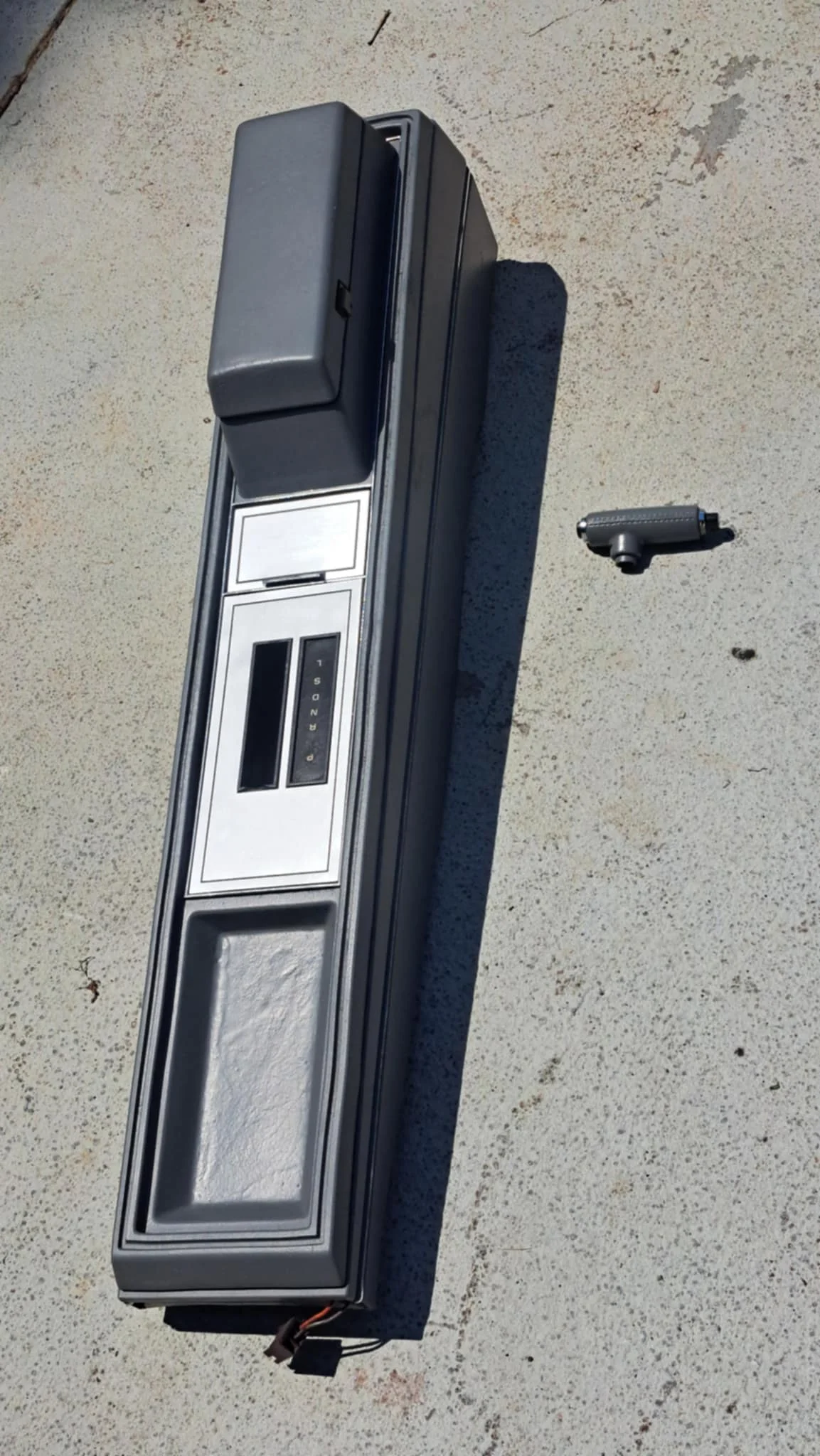1978-1988 Cutlass Refurbished Center Console Assembly